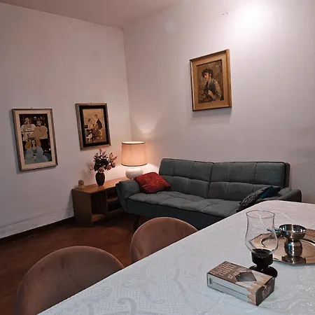 Appartamento La Casa Di Sandhya Udine